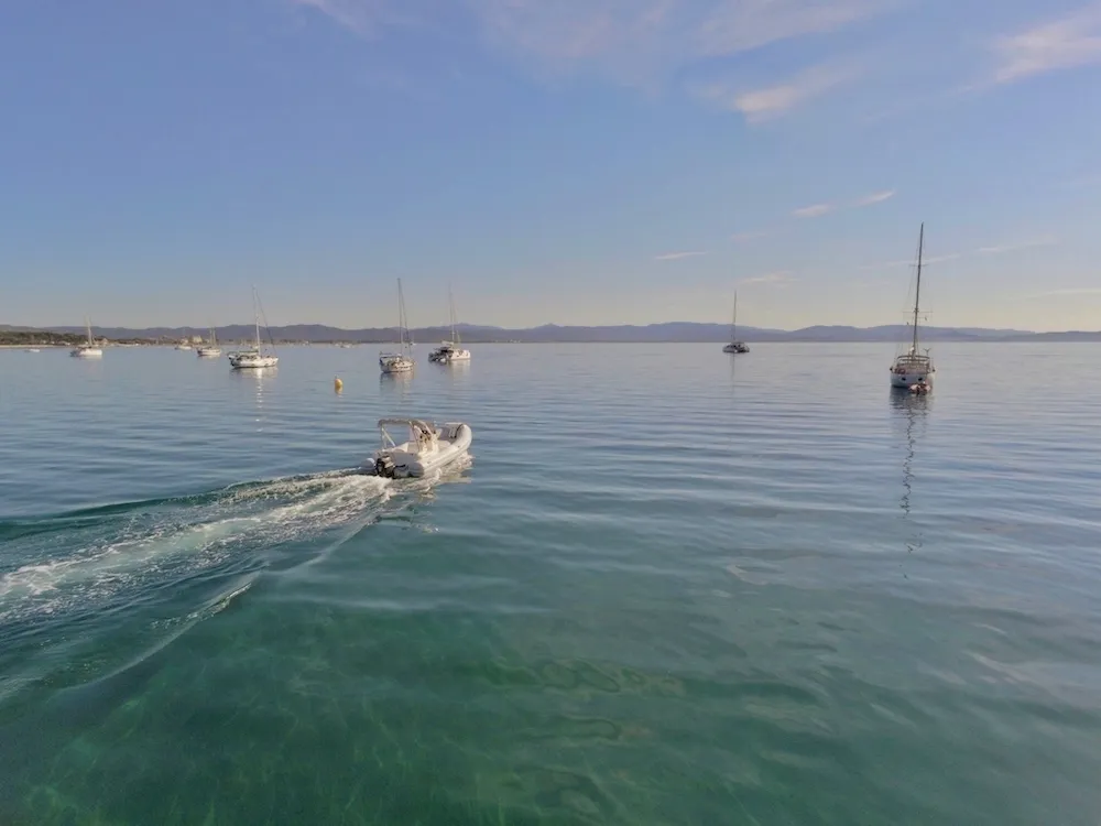 Location de bateau Capelli 700 à Hyères par Aniel Boats Services